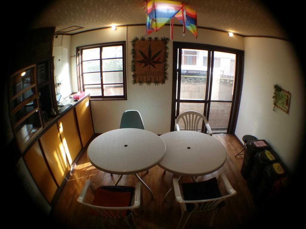 Guesthouse Base Okinawa Наха Экстерьер фото