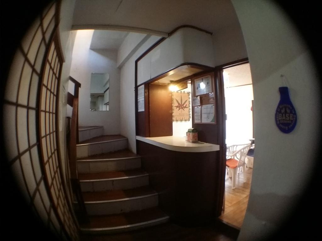 Guesthouse Base Okinawa Наха Экстерьер фото