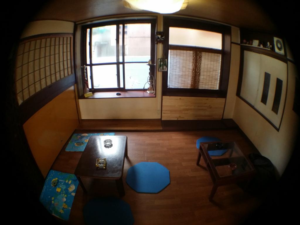 Guesthouse Base Okinawa Наха Экстерьер фото