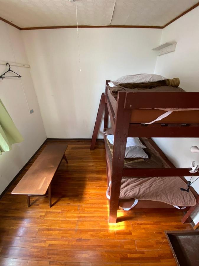 Guesthouse Base Okinawa Наха Экстерьер фото